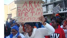 Medienmitteilung 2012: Das Recht auf Gesundheit auch für HIV-positive und aidskranke Menschen
